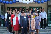 пед коллектив 1 сентябрь 2021.jpg